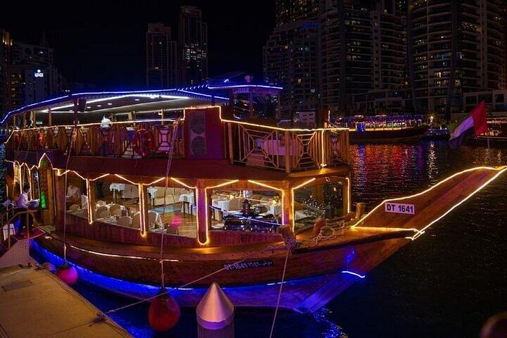 Dubaï Marina Best Dhow Cruise Dinner Marina Sky Line Intl Buffet