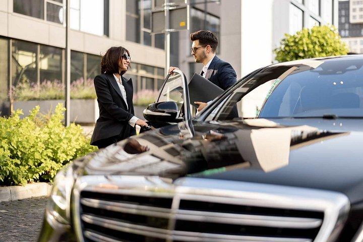 Voyage en confort : Abu Dhabi Private Chauffeur Service
