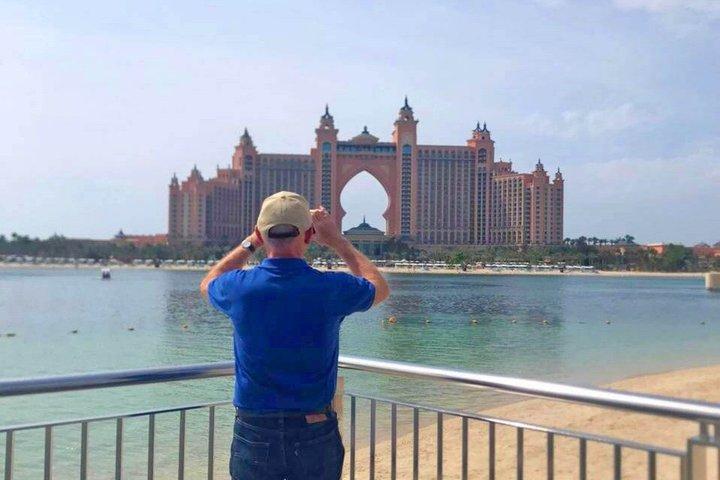 Visite privée d'une journée d'Abou Dabi à Dubaï avec prise en charge à l'hôtel