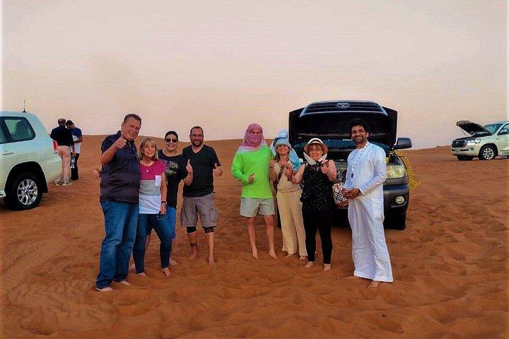 Visite du désert de Dubaï Safari : Dune Bashing, promenade à dos de chameau et dîner barbecue
