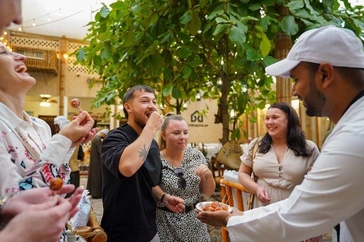 Dubaï : Vieille ville, Souks, Street Food, Visite guidée et balade en Abra