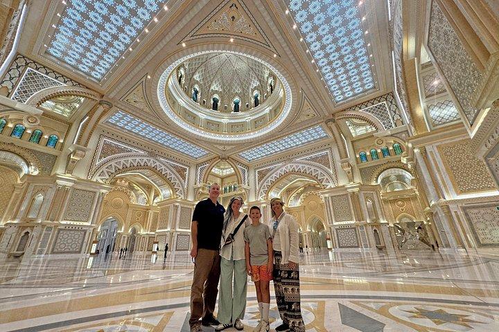 Excursion d'une journée à Abu Dhabi avec Qasr Al Watan et Grande Mosquée