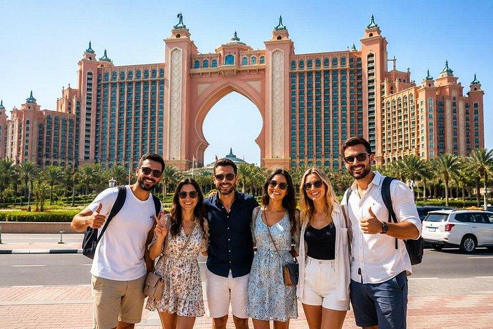 Visite privée de ville d'escale de Dubaï avec la prise en charge de l'aéroport 05 heures PVT
