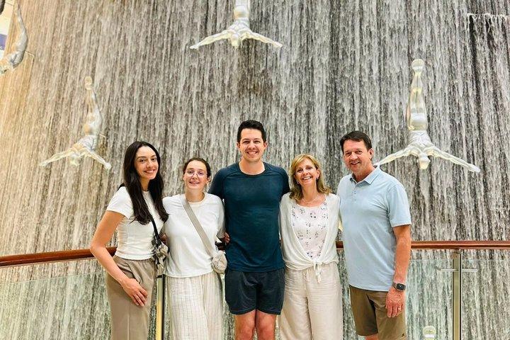 Visite guidée privée avec escale à Dubaï avec transferts aéroport flexibles