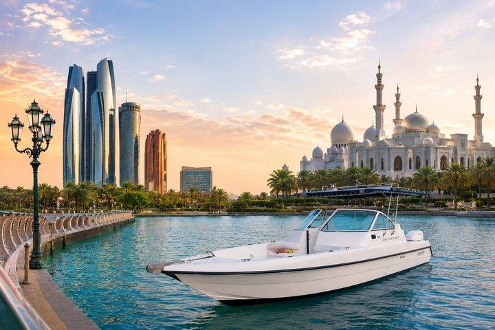 Visite privée de la ville d'Abou Dabi avec croisière en corniche à Al Bateen