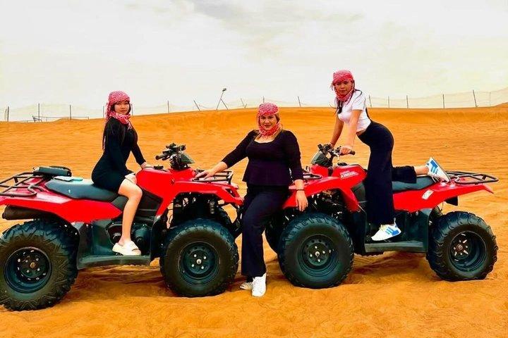 Safari Quad Biking Premium Dune Rouge, Balade en Chameau et Activités de Campement