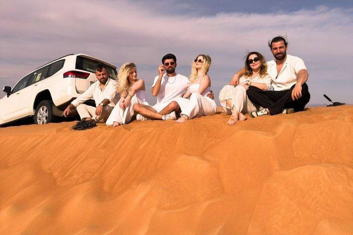 Safari dans le désert de Dubaï avec dune bashing, barbecue VIP et quad