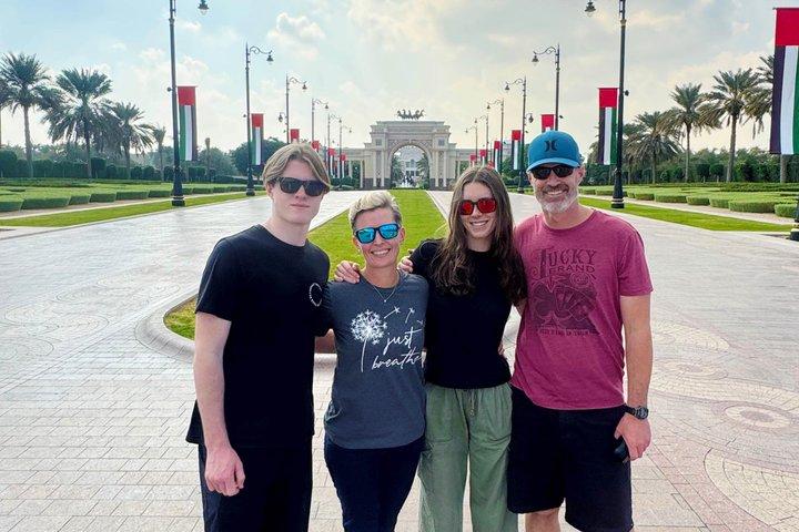 Six Emirates Tour Explorez les Émirats arabes unis en une journée inoubliable