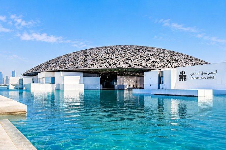 Temps forts privés à Abu Dhabi avec Musée du Louvre et Grande Mosquée avec déjeuner 5*