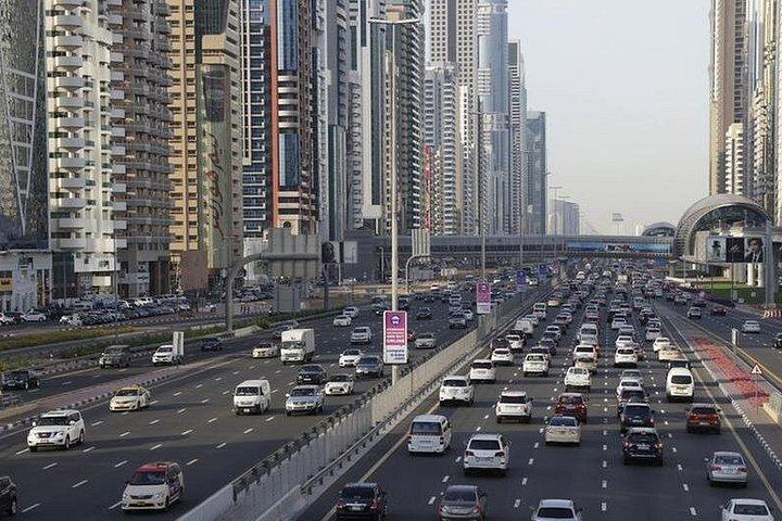 Visite privée: escale depuis l'aéroport de Dubaï avec chauffeur professionnel