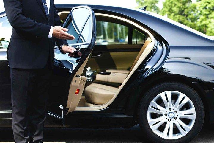 Demi-journée Dubai Chauffeur Tour - Véhicule de luxe 7 places avec chauffeur