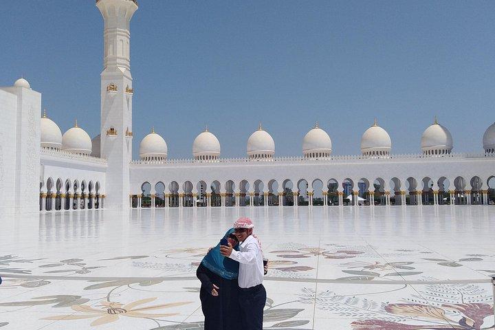 Private Abu Dhabi 8 heures de visite avec chauffeur professionnel