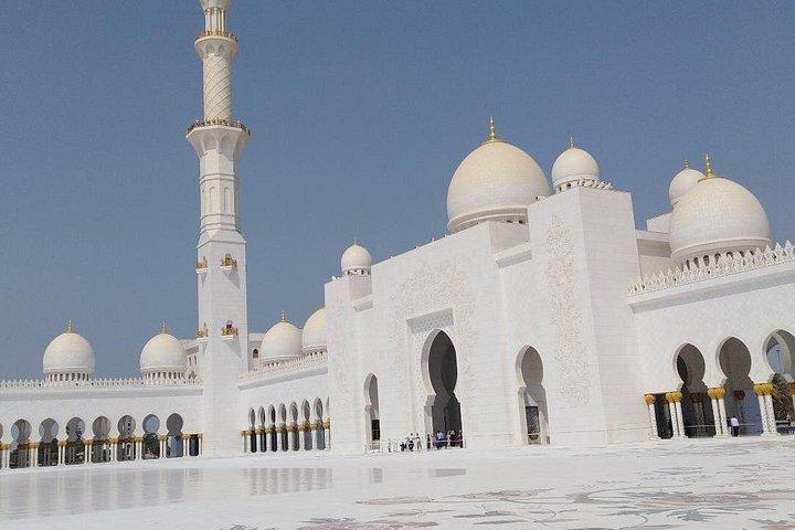 Tour privé 10 heures Dubai et Abu Dhabi Combo