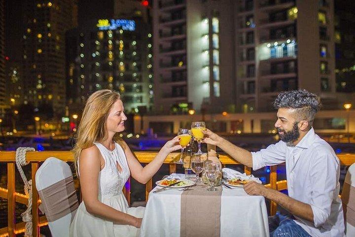 Dîner au canal de Dubaï (visites culturelles et thématiques)