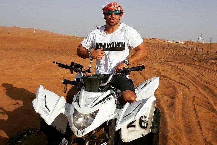 Safari privé dans le désert avec planche à sable