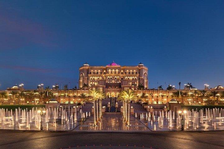 Visite d'une journée complète de la ville d'Abudhabi avec visite de la grande mosquée (visite VIP)