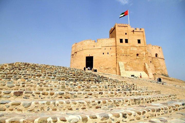 Visite guidée privée d'une journée à Fujairah au départ de Dubaï avec prise en charge