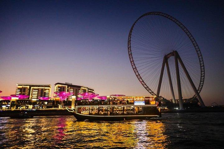 Croisière romantique en boutre dans la marina avec dîner buffet international avec spectacles en direct