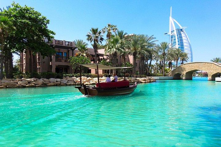 Visite de Dubaï moderne avec vue sur le palmier