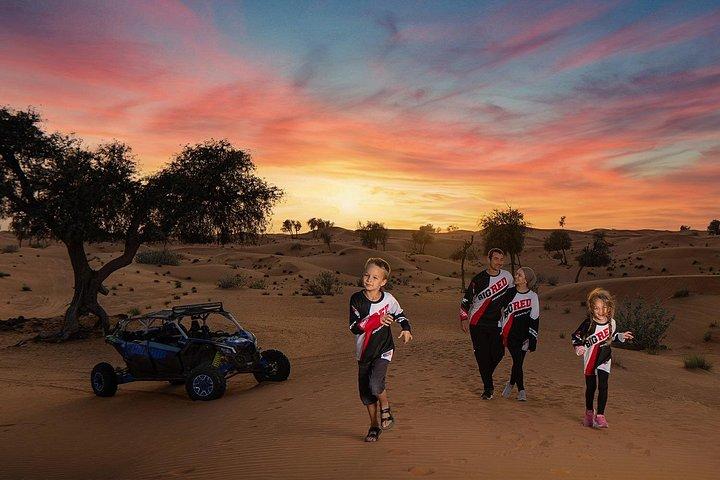 Visite familiale d'une heure en buggy Can-A X3 Turbo à 4 places à Dubaï