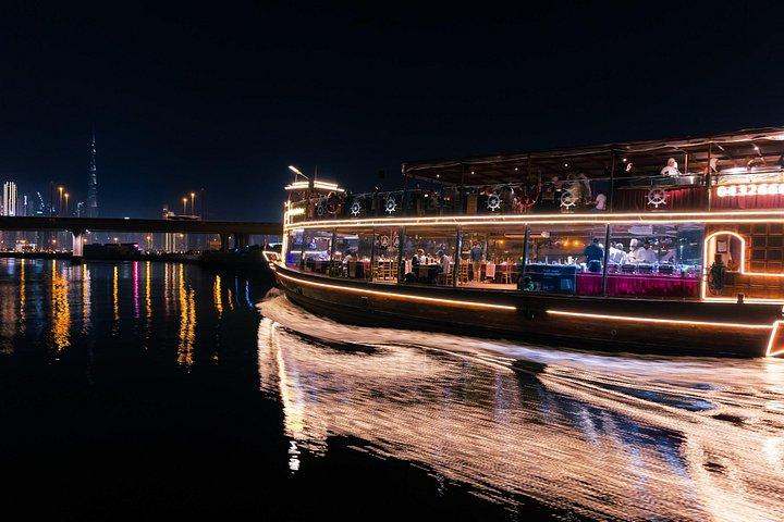 Croisière dîner sur le canal de Dubaï (Dubai Water Canal)