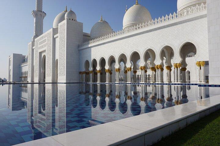 Visite d'Abu Dhabi Qasr Alwatan et des tours Etihad au départ de Dubaï