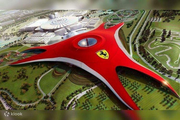 Visite touristique d'Abu Dhabi avec billets Ferrari World