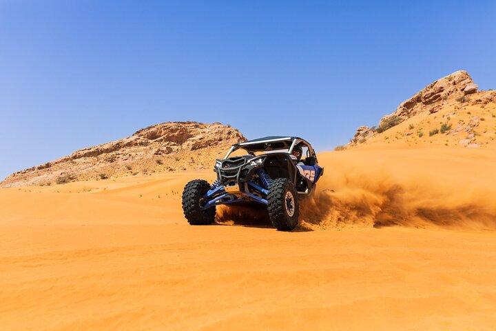 Dubaï : aventure dans le désert en buggy CanAm X3