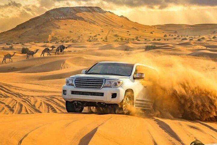 Safari privé dans le désert à Dubaï avec balade à dos de chameau et dîner barbecue