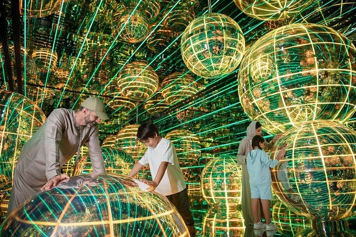AYA Universe et Dubai Frame Tour avec transfert privé