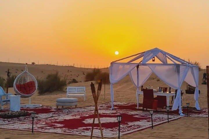 Dîner privé romantique de 5 heures dans le désert de Dubaï