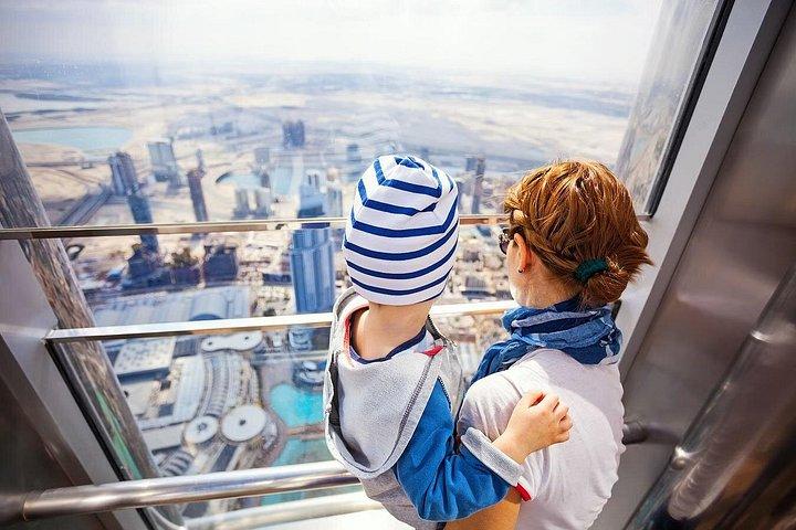 Visite de Burj Khalifa et du Miracle Garden avec transferts privés