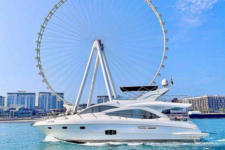Location de yacht de luxe pour des visites privées à Dubaï
