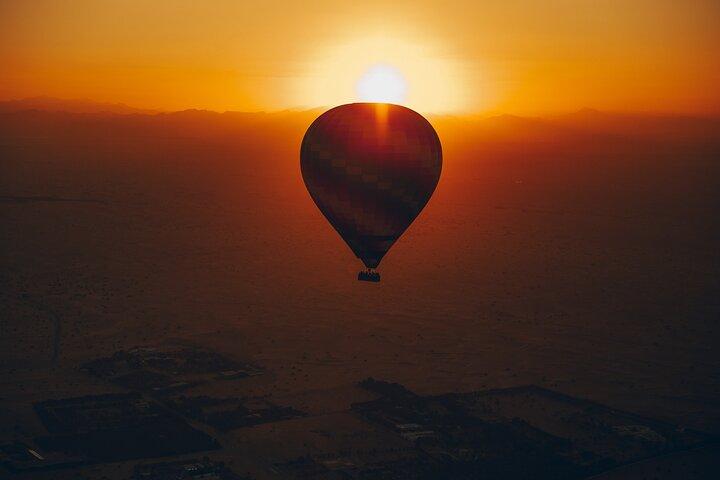 Vol en montgolfière avec petit-déjeuner à Dubaï