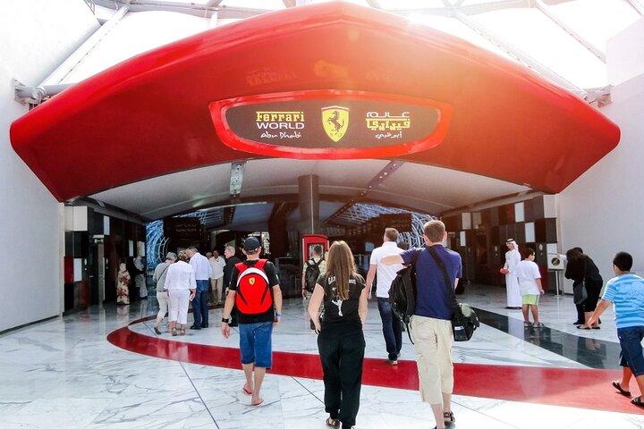 Visite de la ville d'Abu Dhabi avec Ferrari World