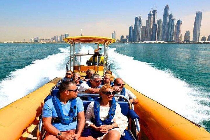 Excursion en hors-bord à Abu Dhabi