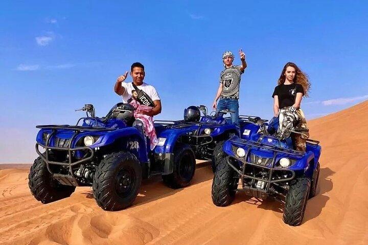 Dubaï: Safari dans le désert, Quad, randonnée à dos de chameau avec barbecue arabe