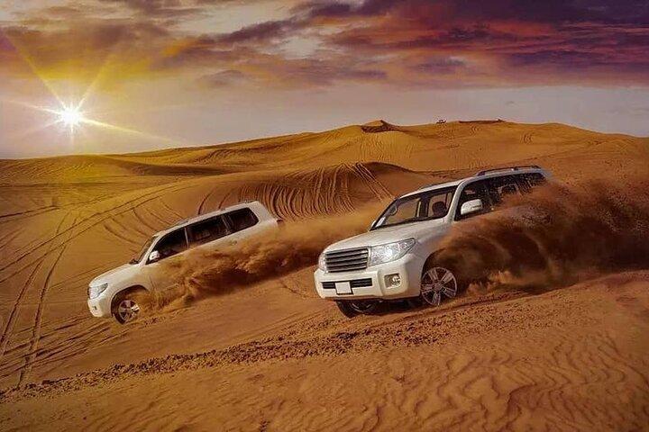 Safari privé dans le désert avec dîner et spectacles