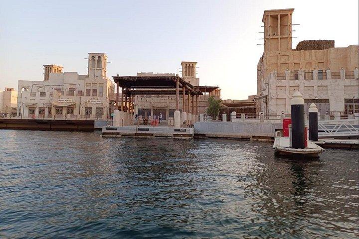 Visite traditionnelle de Dubaï – Plongée dans la culture et le patrimoine arabes