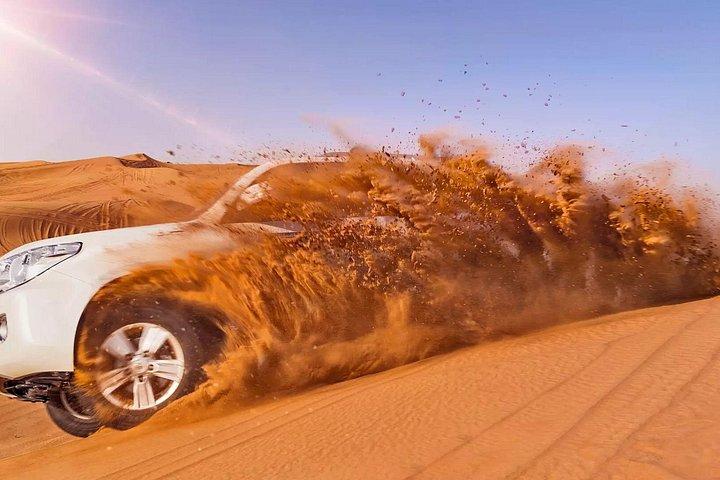 Dubaï Red Dunes VTT, chameaux, observation des étoiles et barbecue 5*