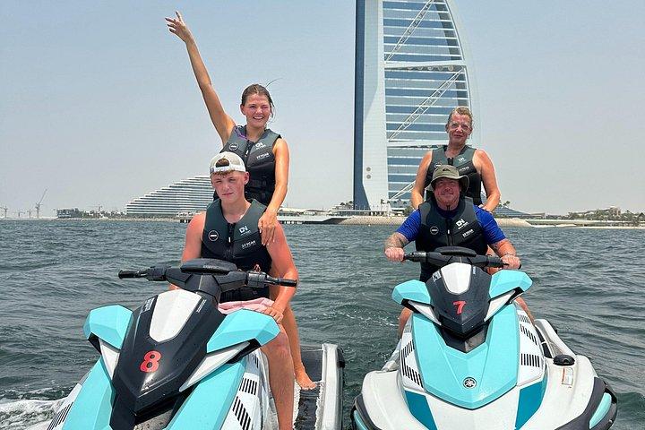 Dubaï Jet Ski pour 2. Yamaha 1050cc + Photos et vidéos gratuites
