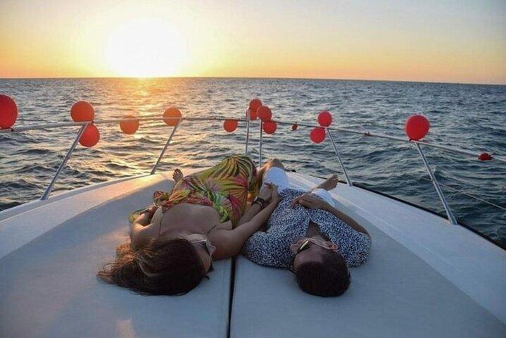 Croisière au coucher du soleil à Dubaï Marina Romantique et relaxant