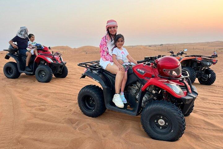 Premium Desert Quad (ATV) Vélo Promenade Aventure et embarquement sur sable