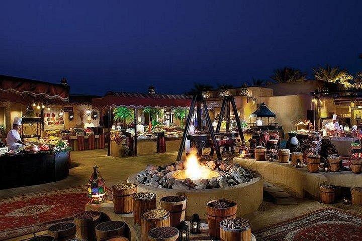 Dune Bashing avec dîner au complexe touristique Bab Al Shams