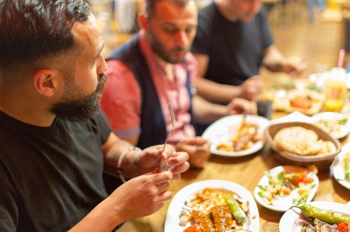 Dubaï Food Tour: Expérience privée de 3 heures avec guide local