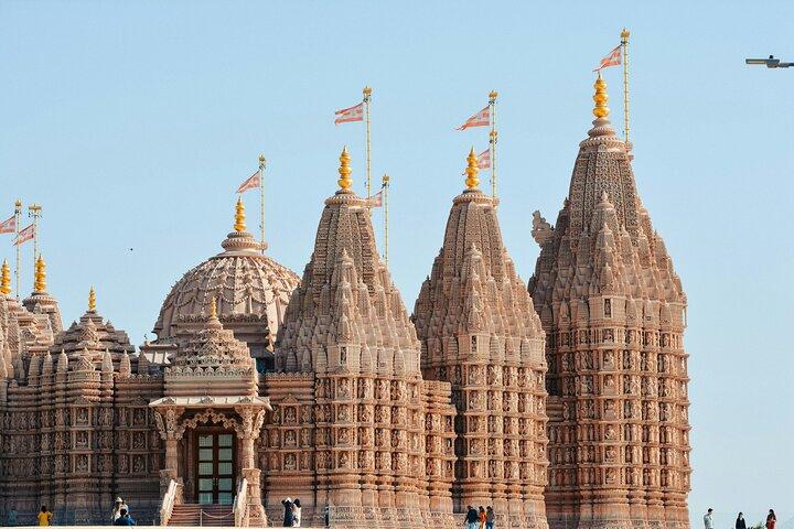 BAPS Hindu Mandir et visite de la Grande Mosquée avec Abu Dhabi Sightseeing