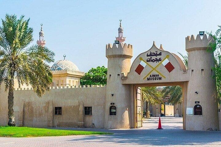 Excursion privée de 6 Emirates en une journée au départ de Dubaï