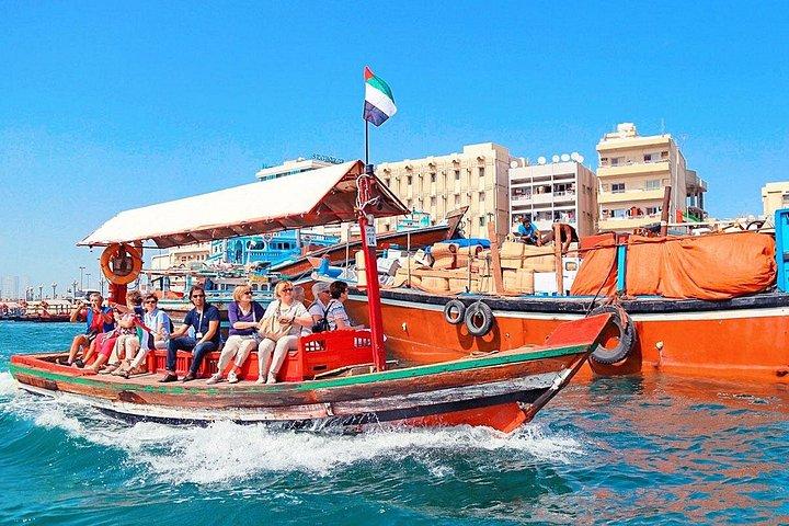Visite privée de 5 jours en famille à Dubaï avec plage et désert