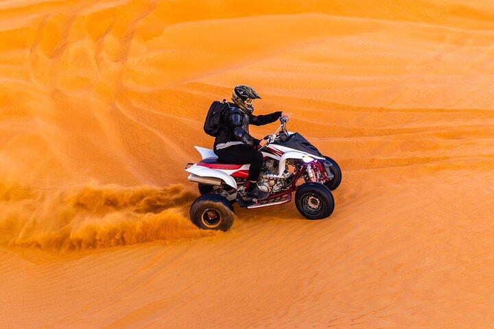 Safari Premium dans le désert de Dubaï avec camp VIP et spectacles en direct