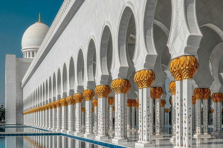 Excursion privée d'une demi-journée à Abu Dhabi avec prise en charge et retour